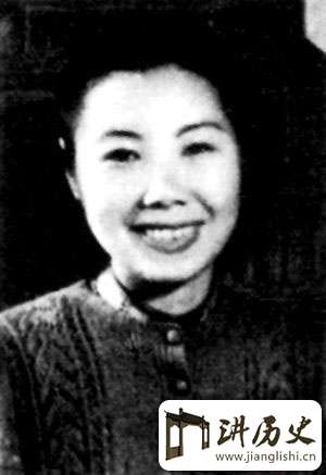 中国早期的美女间谍关露 为何背负汉奸骂名43年?