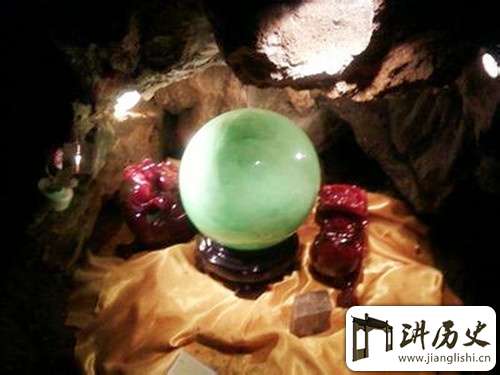 慈禧太后陵墓陪葬品有哪些?
