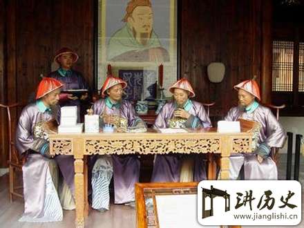 危险职场:上司会挑动手下争斗 是制衡也是权术