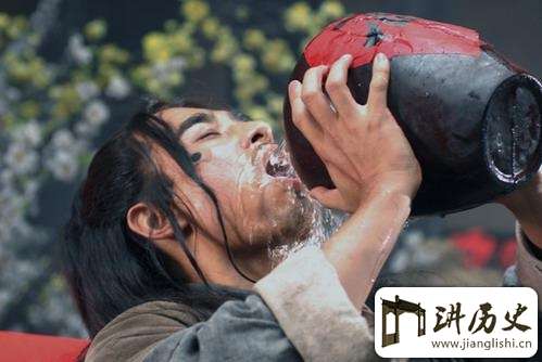 水浒中武松到底能喝多少酒?白酒其实也就一斤多