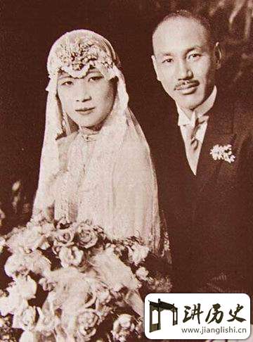 何香凝反对蒋介石与宋美龄联姻?为何又去证婚
