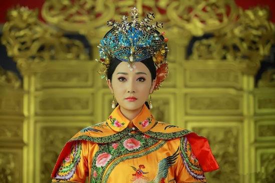 20170925174009.jpg ,<rb>谁</rb><rt>shuí</rt><rb>偷</rb><rt>tōu</rt><rb>看</rb><rt>kàn</rt><rb>婉</rb><rt>wǎn</rt><rb>容</rb><rt>róng</rt>.jpg