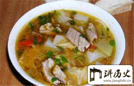 <rb>道</rb><rt>dào</rt><rb>光</rb><rt>guāng</rt><rb>皇</rb><rt>huáng</rt><rb>帝</rb><rt>dì</rt><rb>厉</rb><rt>lì</rt><rb>行</rb><rt>háng</rt><rb>节</rb><rt>jiē</rt><rb>俭</rb><rt>jiǎn</rt><rb>喝</rb><rt>hē</rt><rb>一</rb><rt>yī</rt><rb>碗</rb><rt>wǎn</rt><rb>片</rb><rt>piàn</rt><rb>儿</rb><rt>ér</rt><rb>汤</rb><rt>tāng</rt><rb>却</rb><rt>què</rt><rb>近</rb><rt>jìn</rt><rb>万</rb><rt>wàn</rt><rb>两</rb><rt>liǎng</rt><rb>白</rb><rt>bái</rt><rb>银</rb><rt>yín</rt>