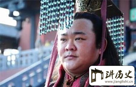 <rb>一</rb><rt>yī</rt><rb>代</rb><rt>dài</rt><rb>帝</rb><rt>dì</rt><rb>王</rb><rt>wáng</rt><rb>却</rb><rt>què</rt><rb>葬</rb><rt>zàng</rt><rb>在</rb><rt>zài</rt>&</ruby><ruby>ldquo</ruby><ruby><rb>穷</rb><rt>qióng</rt><rb>陵</rb><rt>líng</rt>&</ruby><ruby>rdquo</ruby><ruby><rb>墓</rb><rt>mù</rt><rb>中</rb><rt>zhōng</rt><rb>虽</rb><rt>suī</rt><rb>有</rb><rt>yǒu</rt>3<rb>宝</rb><rt>bǎo</rt><rb>却</rb><rt>què</rt><rb>没</rb><rt>méi</rt><rb>人</rb><rt>rén</rt><rb>想</rb><rt>xiǎng</rt><rb>盗</rb><rt>dào</rt>