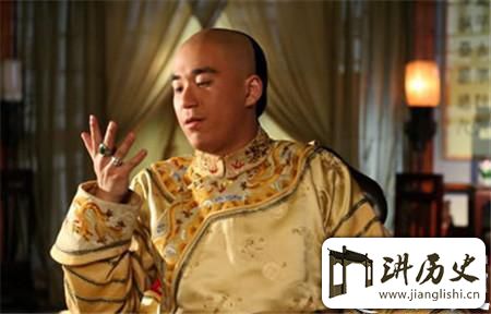 <rb>嘉</rb><rt>jiā</rt><rb>庆</rb><rt>qìng</rt><rb>与</rb><rt>yǔ</rt><rb>和</rb><rt>hé</rt><rb>珅</rb><rt>shēn</rt><rb>的</rb><rt>de</rt><rb>一</rb><rt>yī</rt><rb>段</rb><rt>duàn</rt><rb>对</rb><rt>duì</rt><rb>话</rb><rt>huà</rt><rb>谁</rb><rt>shuí</rt><rb>才</rb><rt>cái</rt><rb>是</rb><rt>shì</rt><rb>清</rb><rt>qīng</rt><rb>朝</rb><rt>cháo</rt><rb>最</rb><rt>zuì</rt><rb>大</rb><rt>dà</rt><rb>的</rb><rt>de</rt><rb>贪</rb><rt>tān</rt><rb>官</rb><rt>guān</rt>