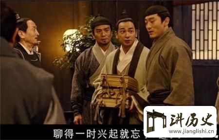 <rb>戚</rb><rt>qī</rt><rb>继</rb><rt>jì</rt><rb>光</rb><rt>guāng</rt><rb>名</rb><rt>míng</rt><rb>气</rb><rt>qì</rt><rb>那</rb><rt>nà</rt><rb>么</rb><rt>me</rt><rb>大</rb><rt>dà</rt><rb>除</rb><rt>chú</rt><rb>了</rb><rt>le</rt><rb>军</rb><rt>jun1</rt><rb>功</rb><rt>gōng</rt><rb>还</rb><rt>hái</rt><rb>有</rb><rt>yǒu</rt><rb>一</rb><rt>yī</rt><rb>个</rb><rt>gè</rt><rb>重</rb><rt>zhòng</rt><rb>要</rb><rt>yào</rt><rb>原</rb><rt>yuán</rt><rb>因</rb><rt>yīn</rt>