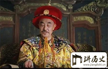 <rb>道</rb><rt>dào</rt><rb>光</rb><rt>guāng</rt><rb>的</rb><rt>de</rt><rb>寒</rb><rt>hán</rt><rb>酸</rb><rt>suān</rt><rb>除</rb><rt>chú</rt><rb>夕</rb><rt>xī</rt><rb>宴</rb><rt>yàn</rt>:<rb>四</rb><rt>sì</rt><rb>菜</rb><rt>cài</rt><rb>一</rb><rt>yī</rt><rb>主</rb><rt>zhǔ</rt><rb>食</rb><rt>shí</rt><rb>荤</rb><rt>hūn</rt><rb>菜</rb><rt>cài</rt><rb>是</rb><rt>shì</rt><rb>鸡</rb><rt>jī</rt><rb>蛋</rb><rt>dàn</rt><rb>炒</rb><rt>chǎo</rt><rb>肉</rb><rt>ròu</rt>