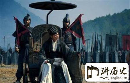 <rb>李</rb><rt>lǐ</rt><rb>严</rb><rt>yán</rt><rb>是</rb><rt>shì</rt><rb>刘</rb><rt>liú</rt><rb>备</rb><rt>bèi</rt><rb>的</rb><rt>de</rt><rb>托</rb><rt>tuō</rt><rb>孤</rb><rt>gū</rt><rb>重</rb><rt>zhòng</rt><rb>臣</rb><rt>chén</rt><rb>为</rb><rt>wéi</rt><rb>何</rb><rt>hé</rt><rb>诸</rb><rt>zhū</rt><rb>葛</rb><rt>gě</rt><rb>亮</rb><rt>liàng</rt><rb>离</rb><rt>lí</rt><rb>间</rb><rt>jiān</rt><rb>计</rb><rt>jì</rt><rb>贬</rb><rt>biǎn</rt><rb>李</rb><rt>lǐ</rt><rb>严</rb><rt>yán</rt>