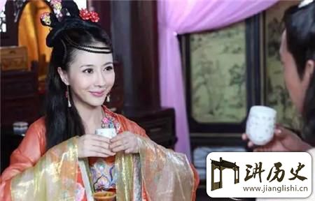 <rb>揭</rb><rt>jiē</rt><rb>秘</rb><rt>mì</rt>:<rb>万</rb><rt>wàn</rt><rb>历</rb><rt>lì</rt><rb>帝</rb><rt>dì</rt><rb>为</rb><rt>wéi</rt><rb>何</rb><rt>hé</rt>28<rb>年</rb><rt>nián</rt><rb>不</rb><rt>bú</rt><rb>上</rb><rt>shàng</rt><rb>朝</rb><rt>cháo</rt>?<rb>专</rb><rt>zhuān</rt><rb>家</rb><rt>jiā</rt><rb>开</rb><rt>kāi</rt><rb>棺</rb><rt>guān</rt><rb>揭</rb><rt>jiē</rt><rb>真</rb><rt>zhēn</rt><rb>相</rb><rt>xiàng</rt>