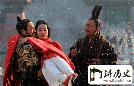 <rb>曹</rb><rt>cáo</rt><rb>操</rb><rt>cāo</rt><rb>喜</rb><rt>xǐ</rt><rb>欢</rb><rt>huān</rt><rb>美</rb><rt>měi</rt><rb>女</rb><rt>nǚ</rt><rb>但</rb><rt>dàn</rt><rb>为</rb><rt>wéi</rt><rb>何</rb><rt>hé</rt><rb>偏</rb><rt>piān</rt><rb>爱</rb><rt>ài</rt><rb>结</rb><rt>jié</rt><rb>过</rb><rt>guò</rt><rb>婚</rb><rt>hūn</rt><rb>的</rb><rt>de</rt><rb>少</rb><rt>shǎo</rt><rb>妇</rb><rt>fù</rt>?