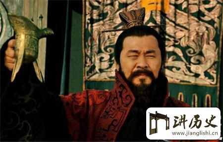 <rb>曹</rb><rt>cáo</rt><rb>操</rb><rt>cāo</rt><rb>喜</rb><rt>xǐ</rt><rb>欢</rb><rt>huān</rt><rb>美</rb><rt>měi</rt><rb>女</rb><rt>nǚ</rt><rb>但</rb><rt>dàn</rt><rb>为</rb><rt>wéi</rt><rb>何</rb><rt>hé</rt><rb>偏</rb><rt>piān</rt><rb>爱</rb><rt>ài</rt><rb>结</rb><rt>jié</rt><rb>过</rb><rt>guò</rt><rb>婚</rb><rt>hūn</rt><rb>的</rb><rt>de</rt><rb>少</rb><rt>shǎo</rt><rb>妇</rb><rt>fù</rt>?