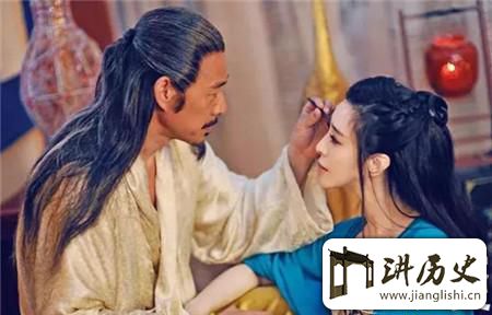 <rb>女</rb><rt>nǚ</rt><rb>皇</rb><rt>huáng</rt><rb>武</rb><rt>wǔ</rt><rb>则</rb><rt>zé</rt><rb>天</rb><rt>tiān</rt><rb>最</rb><rt>zuì</rt><rb>怕</rb><rt>pà</rt><rb>的</rb><rt>de</rt><rb>男</rb><rt>nán</rt><rb>人</rb><rt>rén</rt><rb>只</rb><rt>zhī</rt><rb>有</rb><rt>yǒu</rt><rb>他</rb><rt>tā</rt><rb>敢</rb><rt>gǎn</rt><rb>劝</rb><rt>quàn</rt><rb>女</rb><rt>nǚ</rt><rb>皇</rb><rt>huáng</rt><rb>戒</rb><rt>jiè</rt><rb>色</rb><rt>sè</rt>!