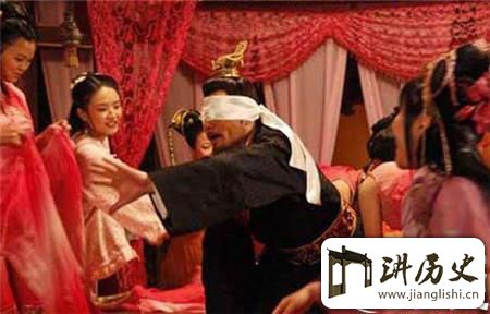 <rb>皇</rb><rt>huáng</rt><rb>帝</rb><rt>dì</rt><rb>太</rb><rt>tài</rt><rb>好</rb><rt>hǎo</rt><rb>色</rb><rt>sè</rt>!<rb>老</rb><rt>lǎo</rt><rb>婆</rb><rt>pó</rt><rb>数</rb><rt>shù</rt><rb>量</rb><rt>liàng</rt><rb>占</rb><rt>zhàn</rt><rb>全</rb><rt>quán</rt><rb>国</rb><rt>guó</rt><rb>人</rb><rt>rén</rt><rb>口</rb><rt>kǒu</rt><rb>的</rb><rt>de</rt><rb>千</rb><rt>qiān</rt><rb>分</rb><rt>fèn</rt><rb>之</rb><rt>zhī</rt><rb>一</rb><rt>yī</rt>