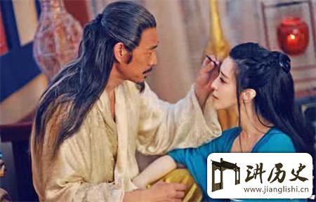 <rb>武</rb><rt>wǔ</rt><rb>则</rb><rt>zé</rt><rb>天</rb><rt>tiān</rt><rb>嫁</rb><rt>jià</rt><rb>给</rb><rt>gěi</rt><rb>李</rb><rt>lǐ</rt><rb>世</rb><rt>shì</rt><rb>民</rb><rt>mín</rt><rb>十</rb><rt>shí</rt><rb>三</rb><rt>sān</rt><rb>年</rb><rt>nián</rt><rb>为</rb><rt>wéi</rt><rb>何</rb><rt>hé</rt><rb>没</rb><rt>méi</rt><rb>有</rb><rt>yǒu</rt><rb>留</rb><rt>liú</rt><rb>下</rb><rt>xià</rt><rb>一</rb><rt>yī</rt><rb>儿</rb><rt>ér</rt><rb>半</rb><rt>bàn</rt><rb>女</rb><rt>nǚ</rt>