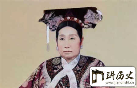 <rb>慈</rb><rt>cí</rt><rb>禧</rb><rt>xǐ</rt><rb>还</rb><rt>hái</rt><rb>有</rb><rt>yǒu</rt><rb>柔</rb><rt>róu</rt><rb>情</rb><rt>qíng</rt><rb>一</rb><rt>yī</rt><rb>面</rb><rt>miàn</rt>:<rb>善</rb><rt>shàn</rt><rb>待</rb><rt>dài</rt><rb>情</rb><rt>qíng</rt><rb>敌</rb><rt>dí</rt><rb>把</rb><rt>bǎ</rt><rb>情</rb><rt>qíng</rt><rb>敌</rb><rt>dí</rt><rb>当</rb><rt>dāng</rt><rb>成</rb><rt>chéng</rt><rb>好</rb><rt>hǎo</rt><rb>姐</rb><rt>jiě</rt><rb>妹</rb><rt>mèi</rt>