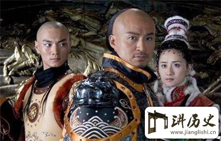 <rb>他</rb><rt>tā</rt><rb>是</rb><rt>shì</rt><rb>努</rb><rt>nǔ</rt><rb>尔</rb><rt>ěr</rt><rb>哈</rb><rt>hā</rt><rb>赤</rb><rt>chì</rt><rb>最</rb><rt>zuì</rt><rb>看</rb><rt>kàn</rt><rb>重</rb><rt>zhòng</rt><rb>的</rb><rt>de</rt><rb>儿</rb><rt>ér</rt><rb>子</rb><rt>zǐ</rt><rb>却</rb><rt>què</rt><rb>被</rb><rt>bèi</rt><rb>弟</rb><rt>dì</rt><rb>弟</rb><rt>dì</rt><rb>联</rb><rt>lián</rt><rb>合</rb><rt>hé</rt><rb>陷</rb><rt>xiàn</rt><rb>害</rb><rt>hài</rt>