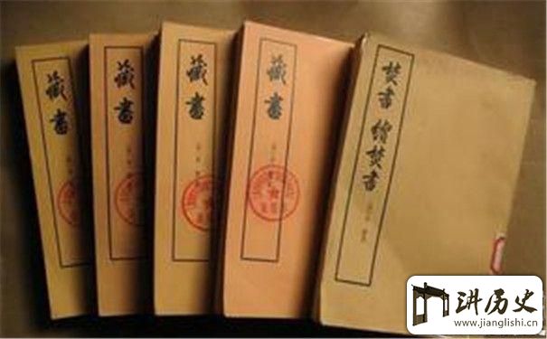 <rb>离</rb><rt>lí</rt><rb>经</rb><rt>jīng</rt><rb>叛</rb><rt>pàn</rt><rb>道</rb><rt>dào</rt><rb>的</rb><rt>de</rt><rb>思</rb><rt>sī</rt><rb>想</rb><rt>xiǎng</rt><rb>家</rb><rt>jiā</rt><rb>李</rb><rt>lǐ</rt><rb>贽</rb><rt>zhì</rt><rb>为</rb><rt>wéi</rt><rb>何</rb><rt>hé</rt><rb>能</rb><rt>néng</rt><rb>突</rb><rt>tū</rt><rb>破</rb><rt>pò</rt><rb>思</rb><rt>sī</rt><rb>想</rb><rt>xiǎng</rt><rb>牢</rb><rt>láo</rt><rb>笼</rb><rt>lóng</rt>