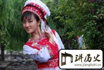 为何说白族服饰是充满“风花雪月”的色彩