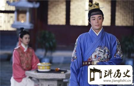 <rb>明</rb><rt>míng</rt><rb>英</rb><rt>yīng</rt><rb>宗</rb><rt>zōng</rt><rb>朱</rb><rt>zhū</rt><rb>祁</rb><rt>qí</rt><rb>镇</rb><rt>zhèn</rt><rb>竟</rb><rt>jìng</rt><rb>果</rb><rt>guǒ</rt><rb>真</rb><rt>zhēn</rt><rb>不</rb><rt>bú</rt><rb>是</rb><rt>shì</rt><rb>孙</rb><rt>sūn</rt><rb>太</rb><rt>tài</rt><rb>后</rb><rt>hòu</rt><rb>的</rb><rt>de</rt><rb>亲</rb><rt>qīn</rt><rb>生</rb><rt>shēng</rt><rb>儿</rb><rt>ér</rt><rb>子</rb><rt>zǐ</rt>?