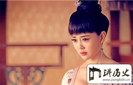 <rb>长</rb><rt>zhǎng</rt><rb>孙</rb><rt>sūn</rt><rb>皇</rb><rt>huáng</rt><rb>后</rb><rt>hòu</rt><rb>是</rb><rt>shì</rt><rb>千</rb><rt>qiān</rt><rb>古</rb><rt>gǔ</rt><rb>第</rb><rt>dì</rt><rb>一</rb><rt>yī</rt><rb>贤</rb><rt>xián</rt><rb>后</rb><rt>hòu</rt><rb>吗</rb><rt>ma</rt>?<rb>竟</rb><rt>jìng</rt><rb>都</rb><rt>dōu</rt><rb>被</rb><rt>bèi</rt><rb>李</rb><rt>lǐ</rt><rb>世</rb><rt>shì</rt><rb>民</rb><rt>mín</rt><rb>骗</rb><rt>piàn</rt><rb>了</rb><rt>le</rt>