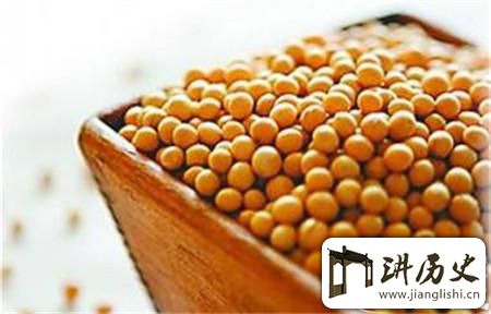 <rb>单</rb><rt>dān</rt><rb>身</rb><rt>shēn</rt><rb>女</rb><rt>nǚ</rt><rb>人</rb><rt>rén</rt><rb>的</rb><rt>de</rt><rb>墓</rb><rt>mù</rt><rb>中</rb><rt>zhōng</rt><rb>为</rb><rt>wéi</rt><rb>何</rb><rt>hé</rt><rb>会</rb><rt>huì</rt><rb>有</rb><rt>yǒu</rt><rb>不</rb><rt>bú</rt><rb>老</rb><rt>lǎo</rt><rb>仙</rb><rt>xiān</rt><rb>丹</rb><rt>dān</rt>?<rb>有</rb><rt>yǒu</rt><rb>何</rb><rt>hé</rt><rb>隐</rb><rt>yǐn</rt><rb>情</rb><rt>qíng</rt>