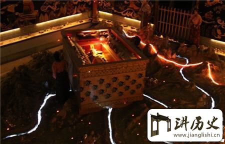 <rb>秦</rb><rt>qín</rt><rb>始</rb><rt>shǐ</rt><rb>皇</rb><rt>huáng</rt><rb>陵</rb><rt>líng</rt><rb>在</rb><rt>zài</rt><rb>封</rb><rt>fēng</rt><rb>土</rb><rt>tǔ</rt><rb>之</rb><rt>zhī</rt><rb>下</rb><rt>xià</rt><rb>不</rb><rt>bú</rt><rb>挖</rb><rt>wā</rt><rb>掘</rb><rt>jué</rt><rb>是</rb><rt>shì</rt><rb>因</rb><rt>yīn</rt><rb>为</rb><rt>wéi</rt><rb>水</rb><rt>shuǐ</rt><rb>银</rb><rt>yín</rt><rb>含</rb><rt>hán</rt><rb>量</rb><rt>liàng</rt><rb>高</rb><rt>gāo</rt>?