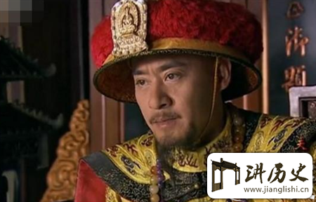 <rb>乾</rb><rt>qián</rt><rb>隆</rb><rt>lóng</rt><rb>比</rb><rt>bǐ</rt><rb>慈</rb><rt>cí</rt><rb>禧</rb><rt>xǐ</rt><rb>凄</rb><rt>qī</rt><rb>惨</rb><rt>cǎn</rt><rb>百</rb><rt>bǎi</rt><rb>倍</rb><rt>bèi</rt><rb>尸</rb><rt>shī</rt><rb>骸</rb><rt>hái</rt><rb>全</rb><rt>quán</rt><rb>碎</rb><rt>suì</rt><rb>漂</rb><rt>piāo</rt><rb>浮</rb><rt>fú</rt><rb>水</rb><rt>shuǐ</rt><rb>中</rb><rt>zhōng</rt><rb>至</rb><rt>zhì</rt><rb>今</rb><rt>jīn</rt><rb>成</rb><rt>chéng</rt><rb>迷</rb><rt>mí</rt>