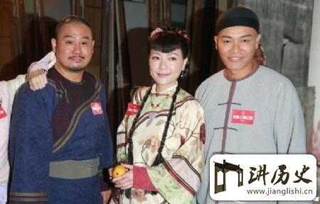 <rb>最</rb><rt>zuì</rt><rb>牛</rb><rt>niú</rt><rb>女</rb><rt>nǚ</rt><rb>讼</rb><rt>sòng</rt><rb>师</rb><rt>shī</rt>:<rb>仅</rb><rt>jǐn</rt><rb>凭</rb><rt>píng</rt>20<rb>个</rb><rt>gè</rt><rb>字</rb><rt>zì</rt><rb>就</rb><rt>jiù</rt><rb>能</rb><rt>néng</rt><rb>打</rb><rt>dǎ</rt><rb>赢</rb><rt>yíng</rt><rb>了</rb><rt>le</rt><rb>官</rb><rt>guān</rt><rb>司</rb><rt>sī</rt>