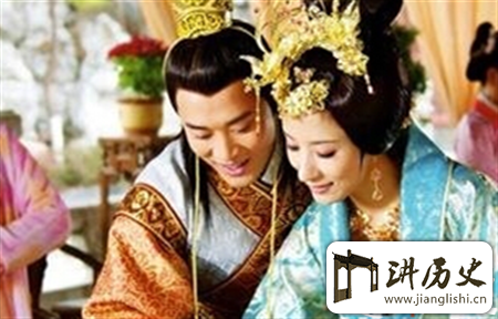 <rb>古</rb><rt>gǔ</rt><rb>代</rb><rt>dài</rt><rb>受</rb><rt>shòu</rt><rb>宠</rb><rt>chǒng</rt><rb>第</rb><rt>dì</rt><rb>一</rb><rt>yī</rt><rb>人</rb><rt>rén</rt>:<rb>皇</rb><rt>huáng</rt><rb>帝</rb><rt>dì</rt><rb>一</rb><rt>yī</rt><rb>生</rb><rt>shēng</rt><rb>独</rb><rt>dú</rt><rb>宠</rb><rt>chǒng</rt><rb>到</rb><rt>dào</rt><rb>死</rb><rt>sǐ</rt><rb>不</rb><rt>bú</rt><rb>碰</rb><rt>pèng</rt><rb>其</rb><rt>qí</rt><rb>他</rb><rt>tā</rt><rb>女</rb><rt>nǚ</rt><rb>人</rb><rt>rén</rt>