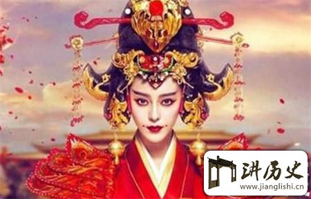 <rb>比</rb><rt>bǐ</rt><rb>吕</rb><rt>lǚ</rt><rb>后</rb><rt>hòu</rt><rb>和</rb><rt>hé</rt><rb>武</rb><rt>wǔ</rt><rb>则</rb><rt>zé</rt><rb>天</rb><rt>tiān</rt><rb>还</rb><rt>hái</rt><rb>狠</rb><rt>hěn</rt><rb>的</rb><rt>de</rt><rb>女</rb><rt>nǚ</rt><rb>人</rb><rt>rén</rt><rb>后</rb><rt>hòu</rt><rb>人</rb><rt>rén</rt><rb>骂</rb><rt>mà</rt><rb>她</rb><rt>tā</rt><rb>死</rb><rt>sǐ</rt><rb>的</rb><rt>de</rt><rb>太</rb><rt>tài</rt><rb>简</rb><rt>jiǎn</rt><rb>单</rb><rt>dān</rt>