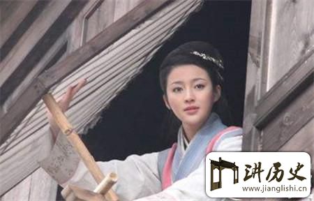 <rb>看</rb><rt>kàn</rt><rb>到</rb><rt>dào</rt><rb>潘</rb><rt>pān</rt><rb>金</rb><rt>jīn</rt><rb>莲</rb><rt>lián</rt><rb>后</rb><rt>hòu</rt><rb>让</rb><rt>ràng</rt><rb>西</rb><rt>xī</rt><rb>门</rb><rt>mén</rt><rb>庆</rb><rt>qìng</rt><rb>久</rb><rt>jiǔ</rt><rb>久</rb><rt>jiǔ</rt><rb>不</rb><rt>bú</rt><rb>能</rb><rt>néng</rt><rb>忘</rb><rt>wàng</rt><rb>怀</rb><rt>huái</rt><rb>的</rb><rt>de</rt><rb>是</rb><rt>shì</rt><rb>什</rb><rt>shí</rt><rb>么</rb><rt>me</rt>?