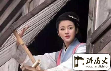 <rb>西</rb><rt>xī</rt><rb>门</rb><rt>mén</rt><rb>庆</rb><rt>qìng</rt><rb>和</rb><rt>hé</rt><rb>潘</rb><rt>pān</rt><rb>金</rb><rt>jīn</rt><rb>莲</rb><rt>lián</rt><rb>的</rb><rt>de</rt><rb>名</rb><rt>míng</rt><rb>字</rb><rt>zì</rt><rb>有</rb><rt>yǒu</rt><rb>什</rb><rt>shí</rt><rb>么</rb><rt>me</rt><rb>特</rb><rt>tè</rt><rb>殊</rb><rt>shū</rt><rb>含</rb><rt>hán</rt><rb>义</rb><rt>yì</rt>?